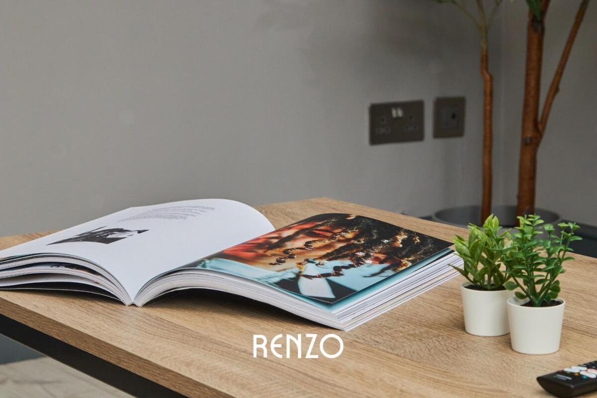 Inviting 1-bed In By Renzo, Perfect For Contractors, Free Wi-fi! Apartment